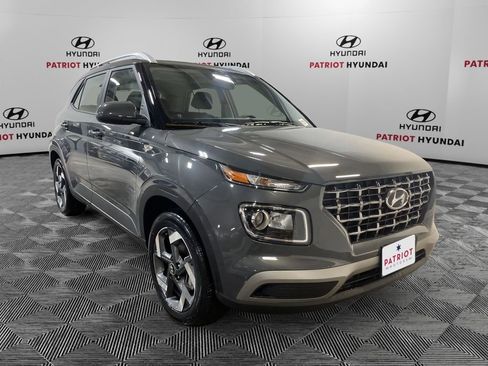 New 2026 Hyundai Venue SEL FWD image 1