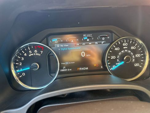 Used 2019 Ford F150 Lariat w/ Equipment Group 502A Luxury image 16