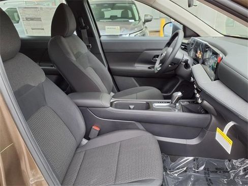 New 2026 Nissan Kicks S image 6