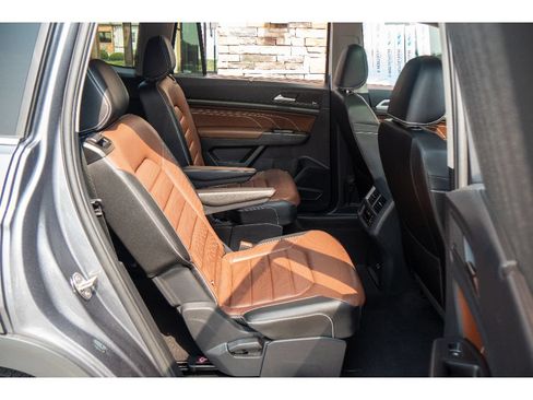 Used 2023 Volkswagen Atlas SEL Premium AWD/4WD image 20