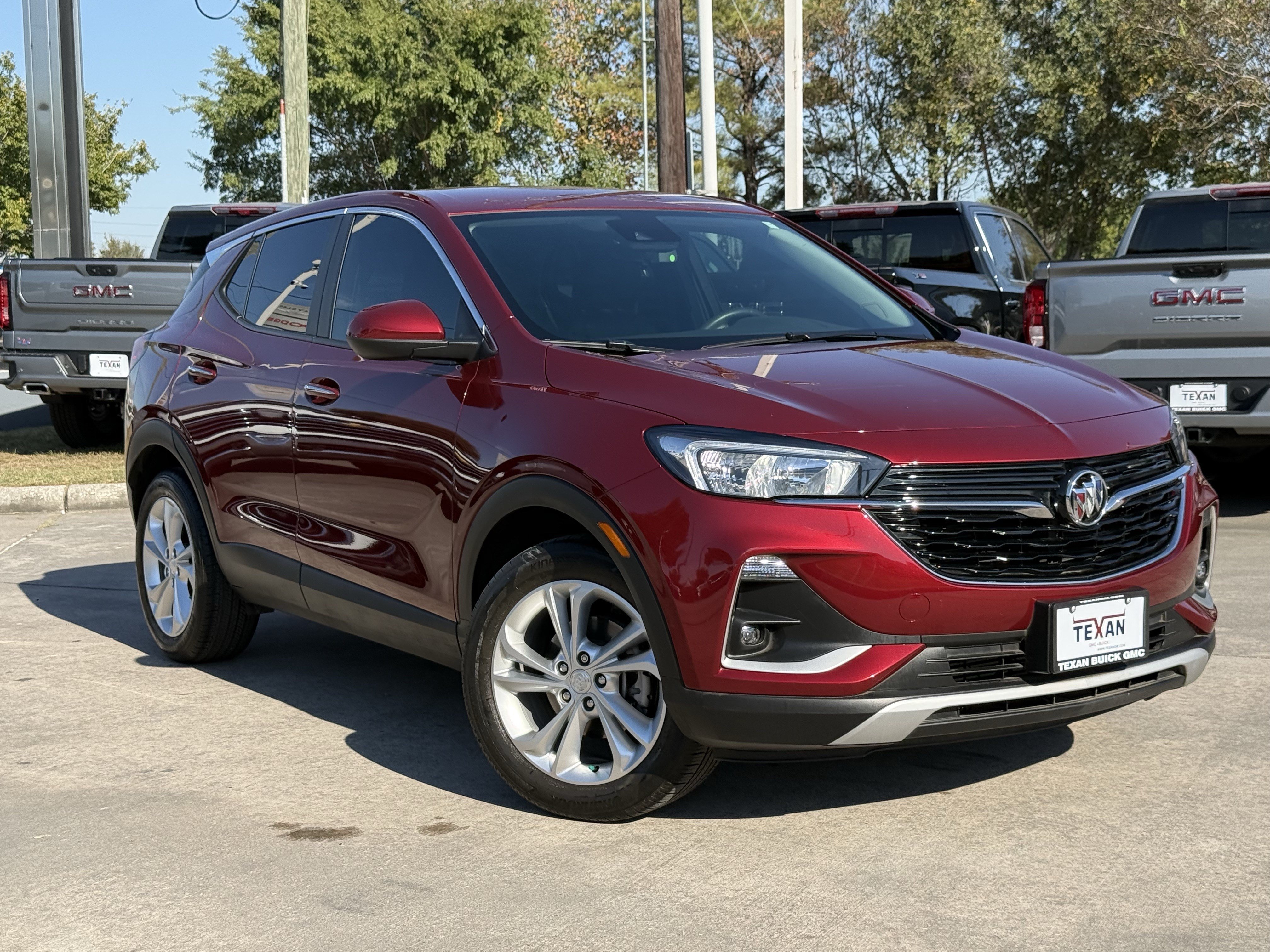 Used 2023 Buick Encore GX Preferred FWD image 2