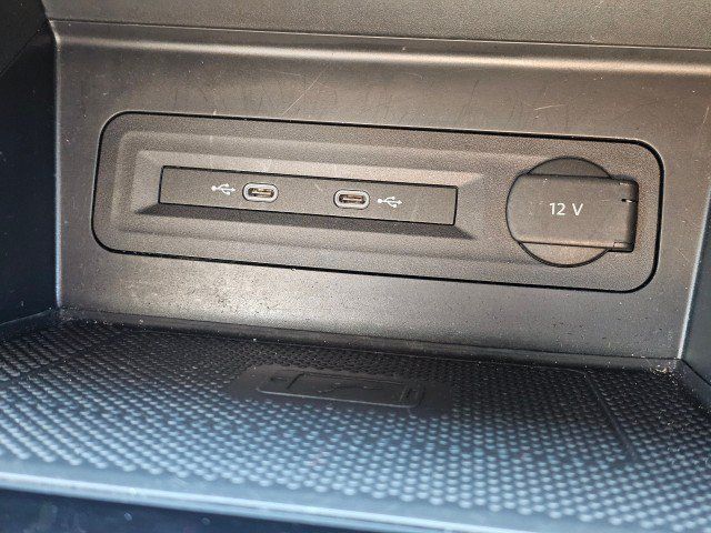 Used 2023 Volkswagen Atlas SEL AWD/4WD image 40