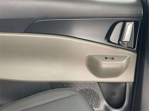 New 2026 Kia Carnival image 21