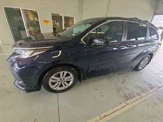 Used 2022 Toyota Sienna XSE w/ XSE Plus Package video 1