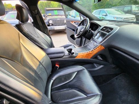 Used 2016 Lincoln MKX Select w/ Select Plus Package image 41