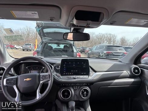 Used 2024 Chevrolet Blazer LT w/ Convenience Package image 9