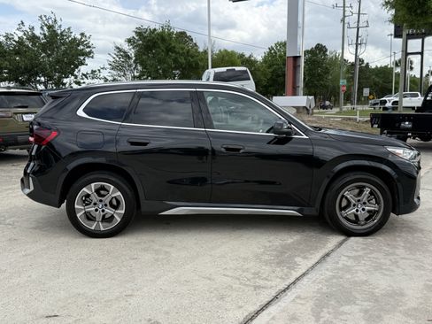 Used 2025 BMW X1 xDrive28i image 3