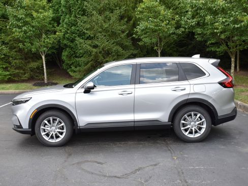 New 2026 Honda CR-V EX image 4