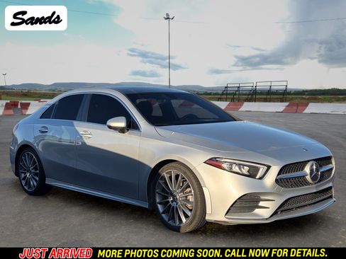 Used 2022 Mercedes-Benz A 220 4MATIC image 1