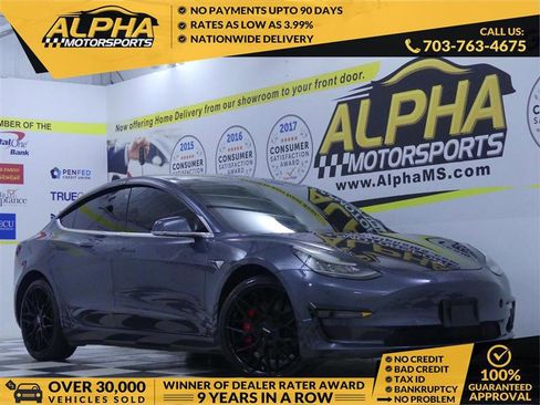 Used 2018 Tesla Model 3 Performance image 1