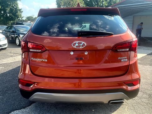 Used 2017 Hyundai Santa Fe Sport image 5