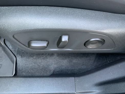 Certified 2025 Buick Enclave Sport Touring w/ LPO, Floor Liner Package AWD/4WD image 15