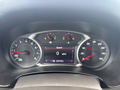 Certified 2022 GMC Terrain SLT AWD/4WD image 18