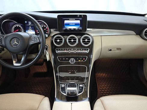 Used 2016 Mercedes-Benz C 300 4MATIC Sedan image 18
