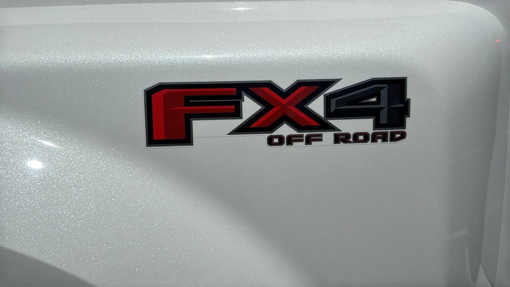 Certified 2020 Ford F350 Platinum AWD/4WD image 9