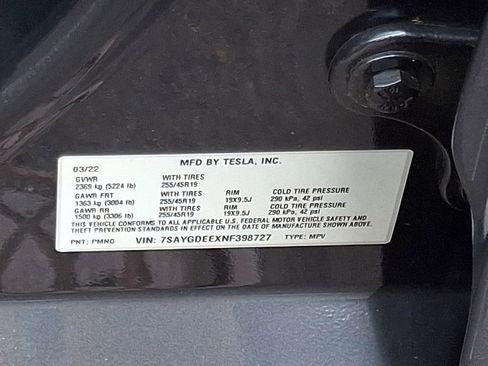 Used 2022 Tesla Model Y Long Range AWD/4WD image 26