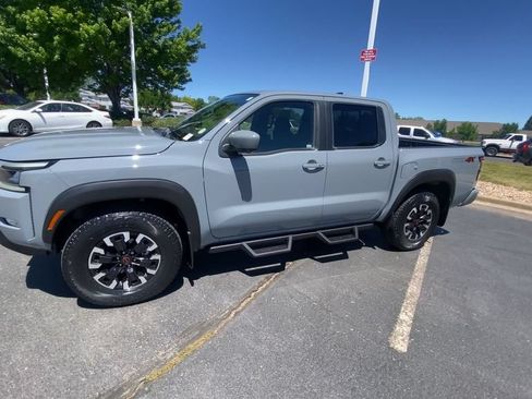 Used 2023 Nissan Frontier PRO-4X w/ Pro Convenience Package AWD/4WD image 3