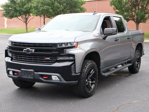 Used 2021 Chevrolet Silverado 1500 LT Trail Boss w/ LPO, Dark Essentials Package AWD/4WD image 31