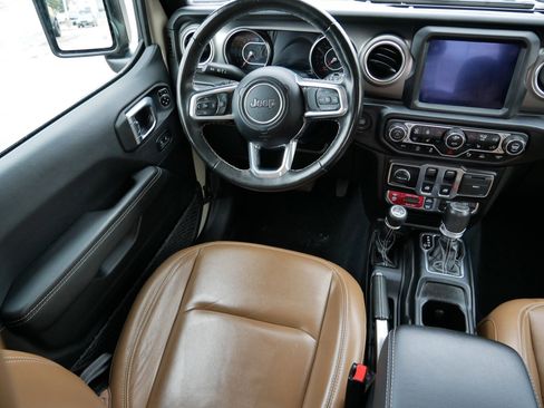 Used 2022 Jeep Wrangler Rubicon w/ Steel Bumper Group image 9