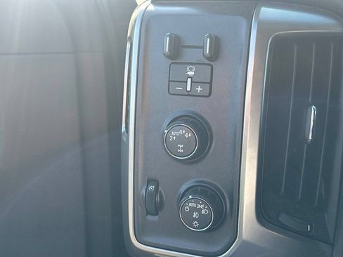 Used 2019 Chevrolet Silverado 1500 LT w/ All Star Edition AWD/4WD image 19