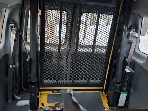 Used 2013 Ford E-350 and Econoline 350 XL image 33