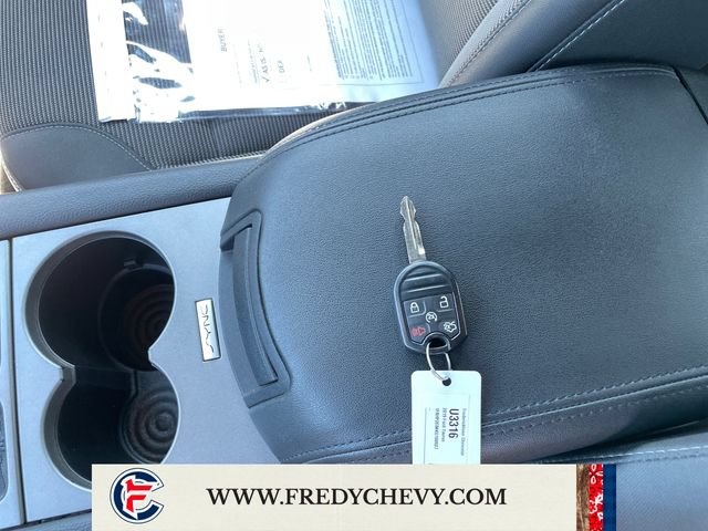 Used 2019 Ford Taurus SEL FWD image 38