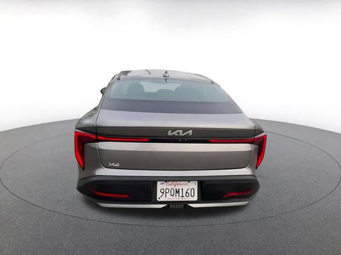 Used 2025 Kia K4 LXS image 11