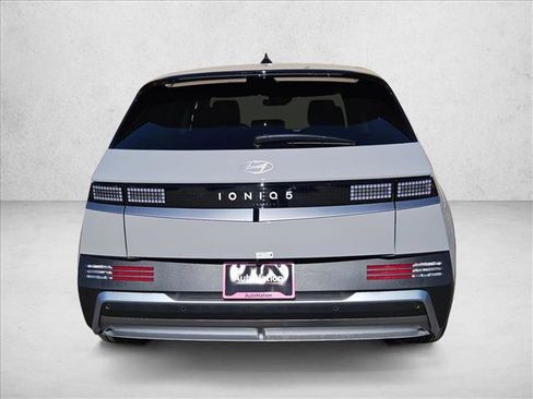 New 2026 Hyundai Ioniq 5 SEL image 7