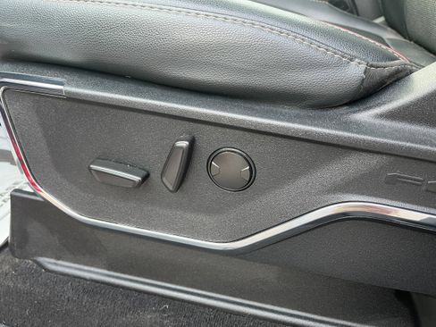 Certified 2023 Ford F250 Lariat w/ Chrome Package image 12