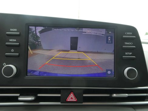 Used 2023 Hyundai Elantra SEL FWD image 20