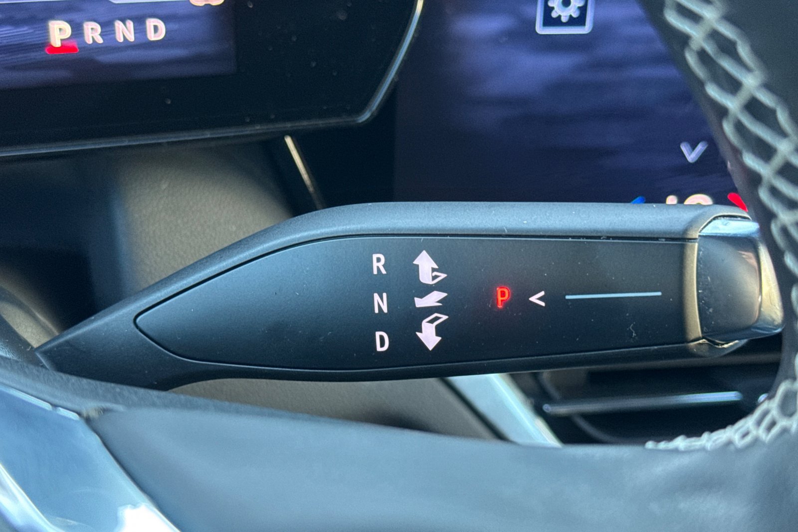 Used 2024 Chevrolet Equinox EV LT FWD image 32