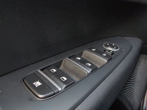 Used 2021 Kia Forte LXS FWD image 27
