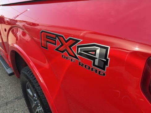 Used 2015 Ford F150 Lariat AWD/4WD image 7