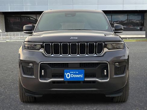 Used 2024 Jeep Grand Cherokee Overland w/ Trailer Tow Package image 10