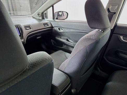 Used 2015 Honda Civic SE image 18