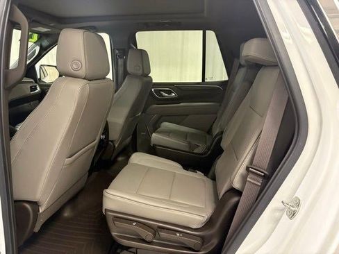 Used 2021 GMC Yukon SLT w/ SLT Premium Package image 56