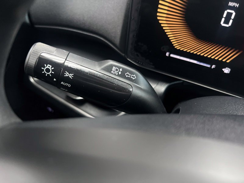 Certified 2025 Kia K4 FWD image 19