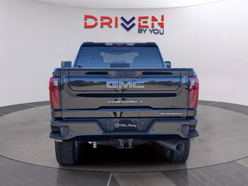 New 2026 GMC Sierra 2500 Denali Ultimate image 4