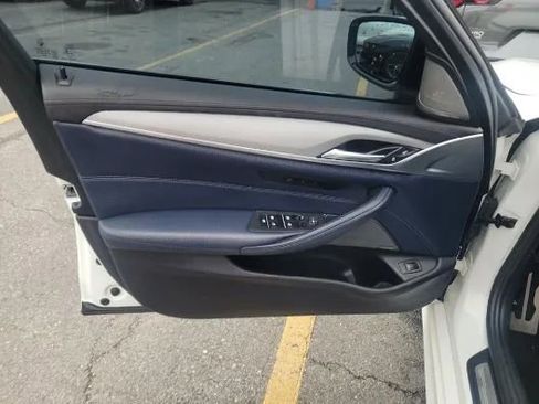 Used 2018 BMW 540i image 10