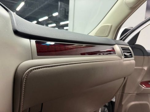 Used 2019 Lexus GX 460 Premium AWD/4WD image 49