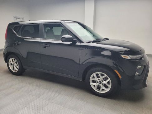 Used 2022 Kia Soul LX w/ Technology Package FWD image 11
