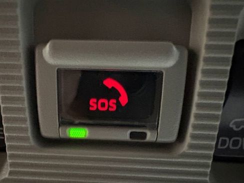 Certified 2024 Toyota RAV4 XLE Premium image 22