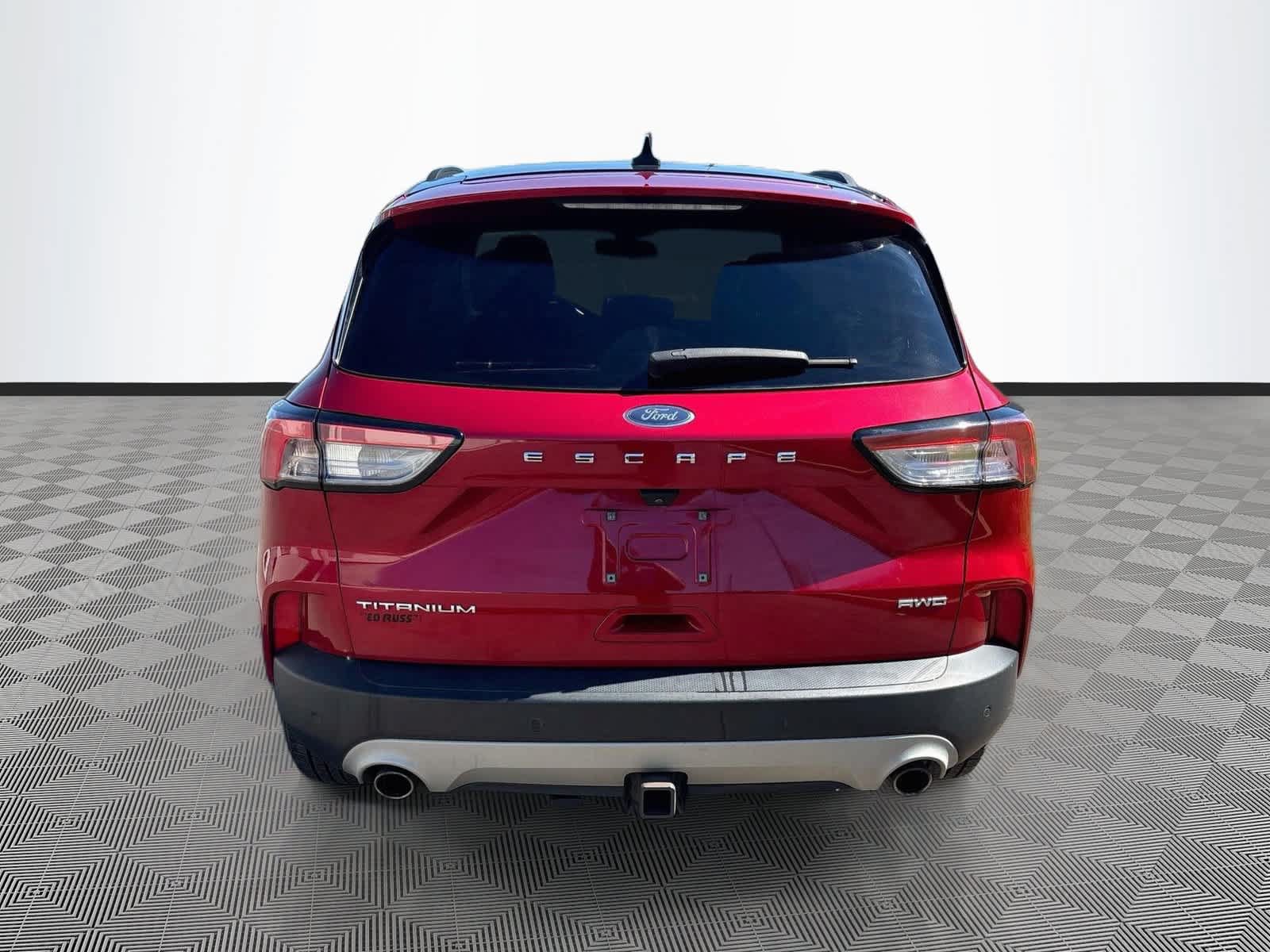 Used 2022 Ford Escape Titanium w/ Class II Trailer Tow Package AWD/4WD image 6
