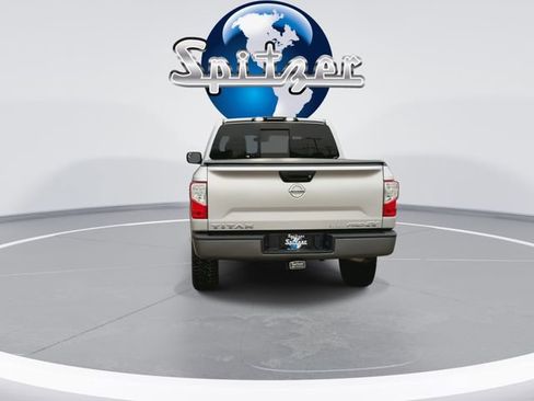 Used 2019 Nissan Titan PRO-4X image 8