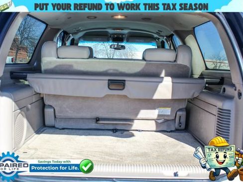 Used 2003 Chevrolet Suburban 2500 LT w/ LT Preferred Equipment Group image 10