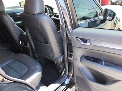Used 2018 MAZDA CX-5 Touring w/ Preferred Equipment Package FWD image 15