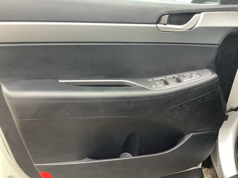 Used 2023 Hyundai Palisade SE image 15