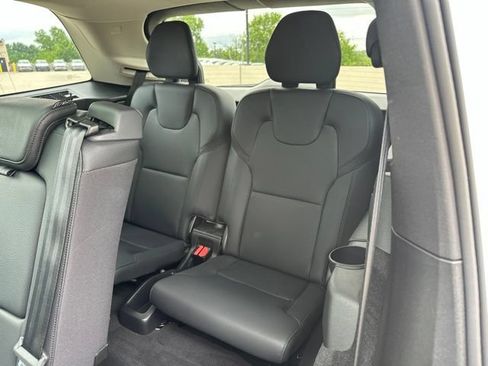 Certified 2024 Volvo XC90 B5 Plus AWD/4WD image 13