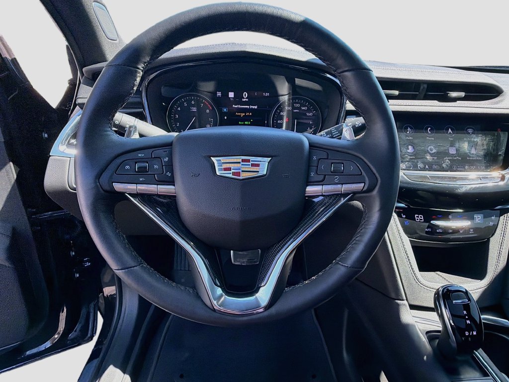 Used 2024 Cadillac XT6 Sport w/ Technology Package AWD/4WD image 11