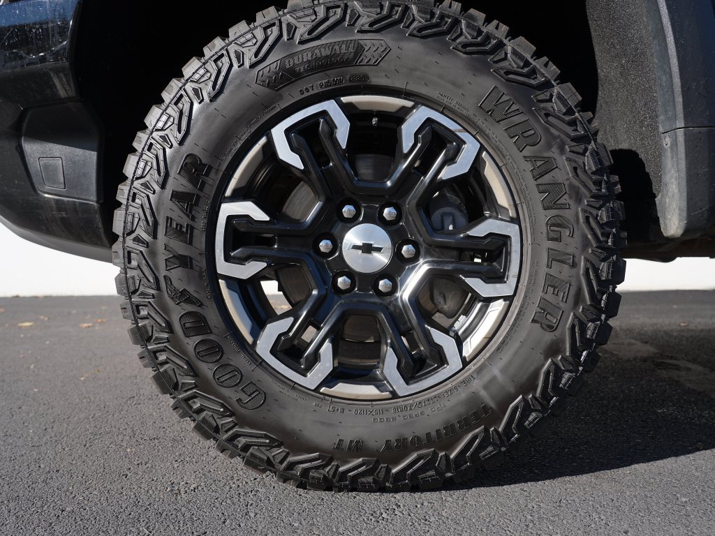 Certified 2023 Chevrolet Silverado 1500 ZR2 AWD/4WD image 36